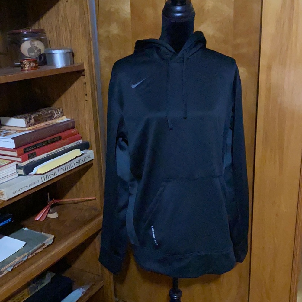 Nike sweatshirt